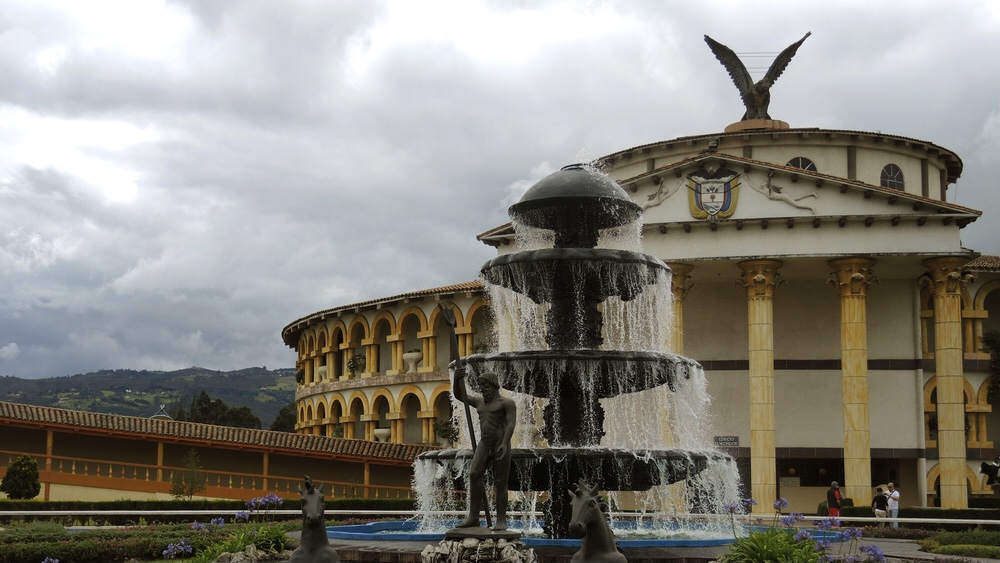 Jaime-Duque-Park-Entrance-